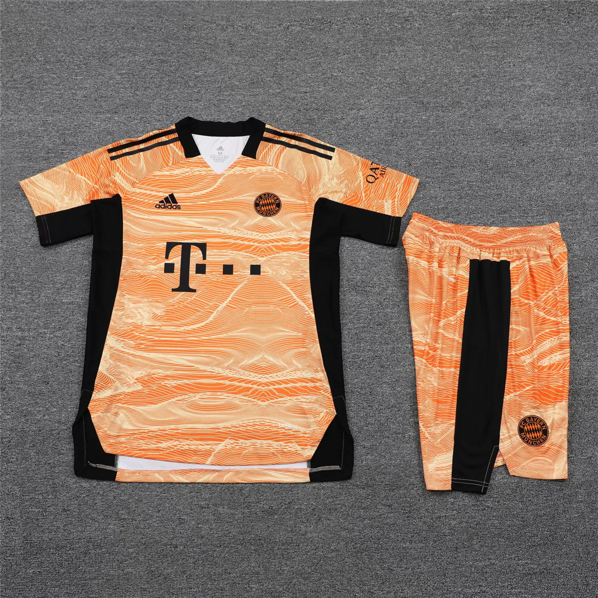 Bayern Munich Goalkeeper Orange Jersey + Shorts Mens 2021/22 