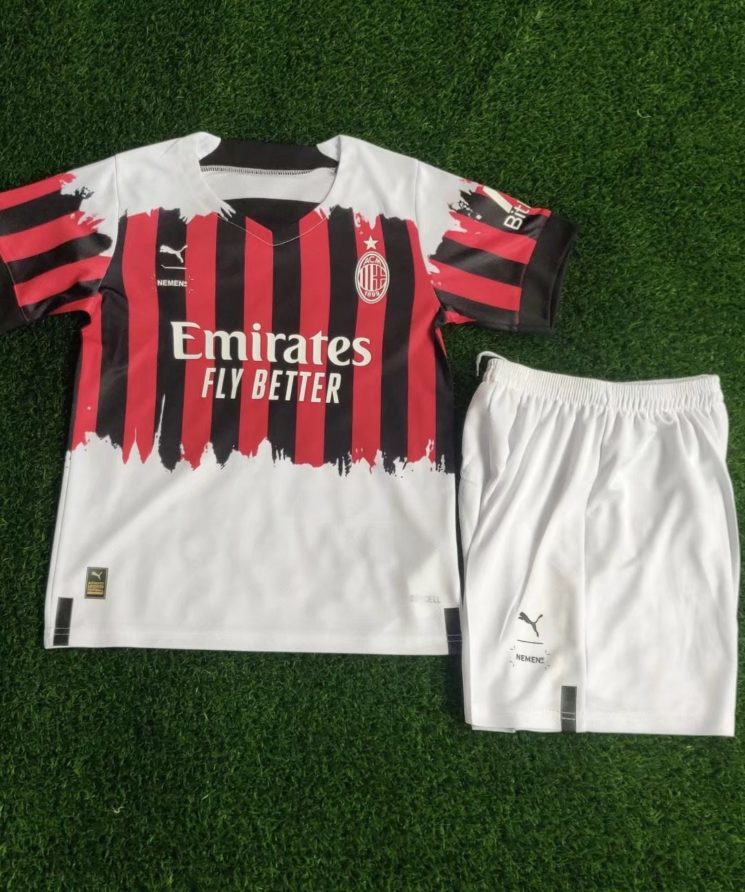 AC Milan Fourth Jersey + Short Kids 2022/23